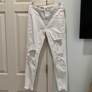 AE White jeans